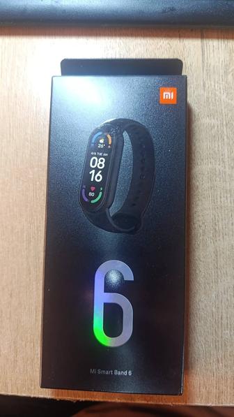 Продам фитнесс-браслет Xiaomi Mi Band 6