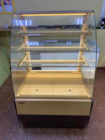 Carboma Витриный холодильник