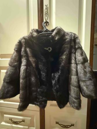 Продам шубу натуралка