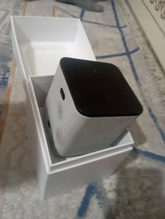 Умная колонка Алиса