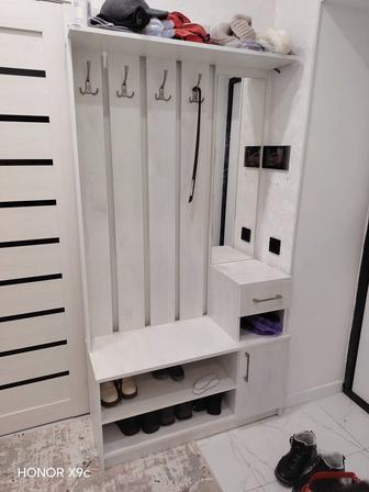 Спальний гарнитур и прихожая