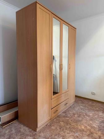 Продам шкаф