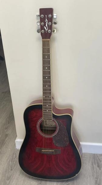 Продам акустическую гитару, 41 размер