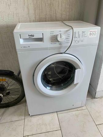 Продам стиральную машинку