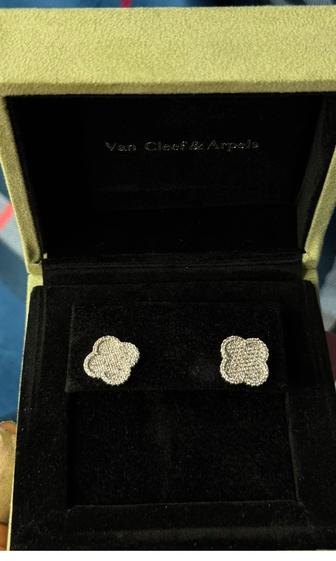 Сияние Муассанита Серьги-пуссет