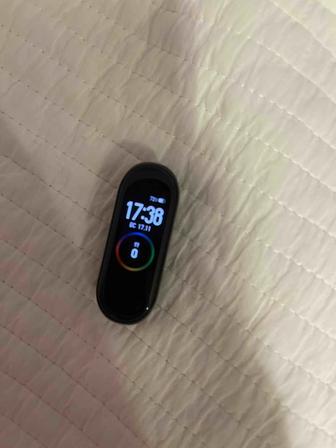 Фитнес браслет xiaomi miband4