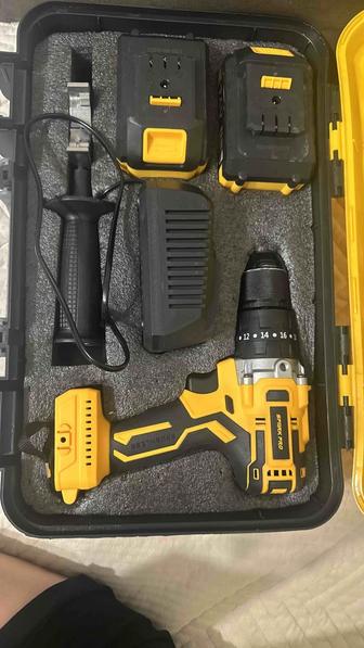 Продается шуруповерт