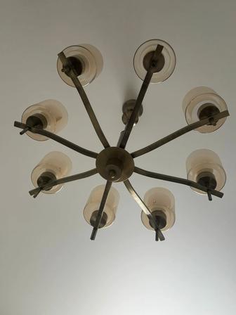 Продам люстру