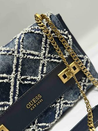 Продам сумку Guess