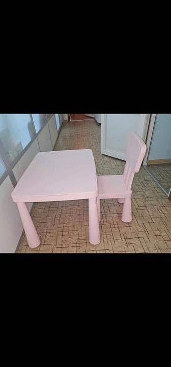 Стол и стул детские IKEA