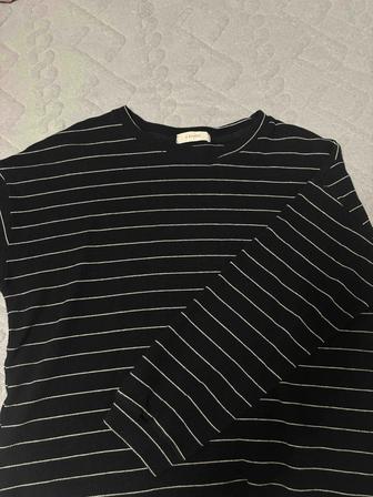 продам женскую кофту