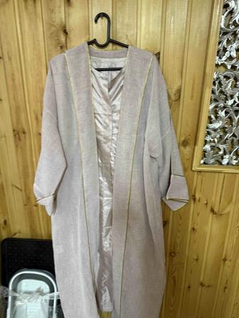 Накидка в стиле халата с шелковым платье внутри