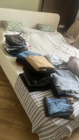 Юбки платья брюки рубашки