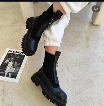 Продам новые сапожки размер 40