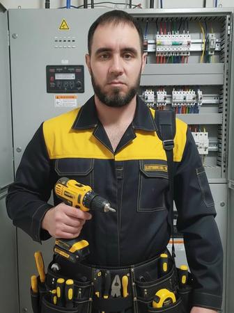 Электрик Александр. Работаю на совесть