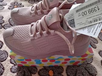 Качественные кроссовки