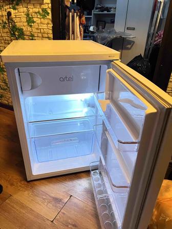 Продам Холодильник Мини Бар