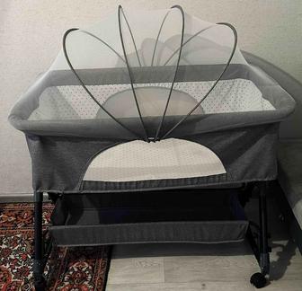 Продам манеж-кровать
