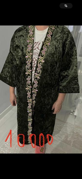 Продам камзол женский