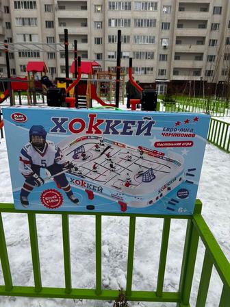 Игрушка хоккей