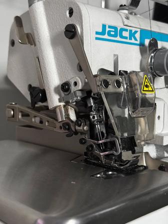 Продам оверлок 4х нитка.