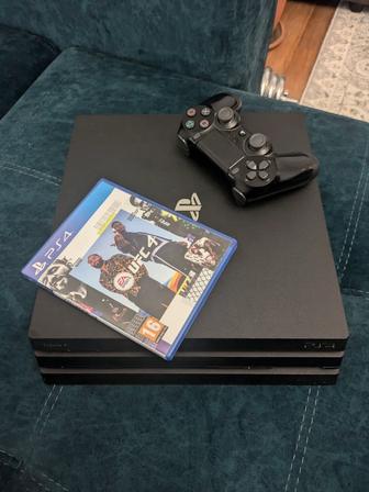 Продам PlayStation 4 с кучей игр