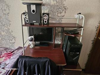 Продам комплект стол комп монитор