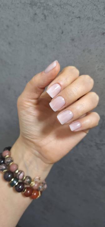 Маникюр/Укрепление ногтей гелем/Наращивание ногтей