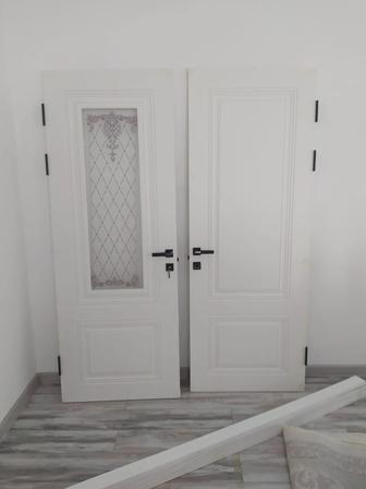 Установка дверей , есік орнату