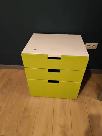 Тумба с выдвижными ящиками