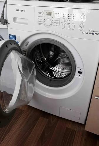 Продам стиральную машину
