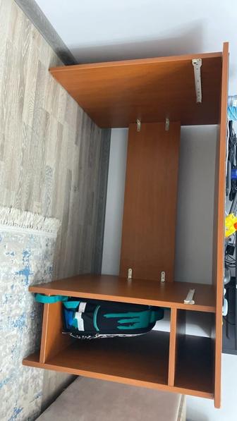 Отдам стол компьютерный