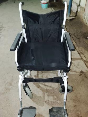 Продается инвалидная коляска