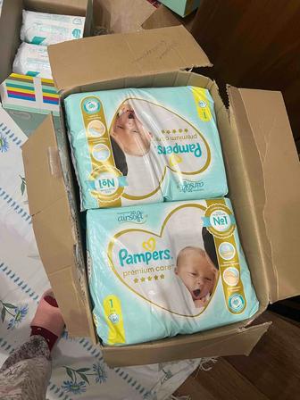 Подгузники и трусики Huggies, Pampers