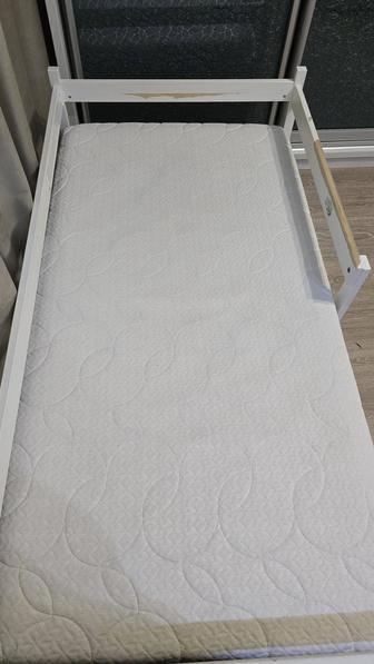 Продам кровать