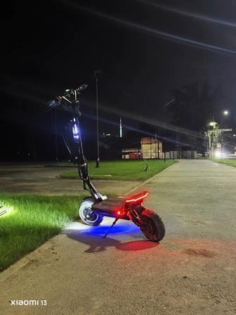 Dualtron Victor полноприводный электросамокат