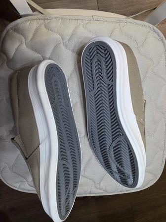 Продам новые мокасины мужские