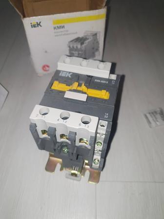 Контактор КМИ-46512 65А 230В