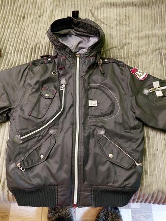 Спортивная куртка