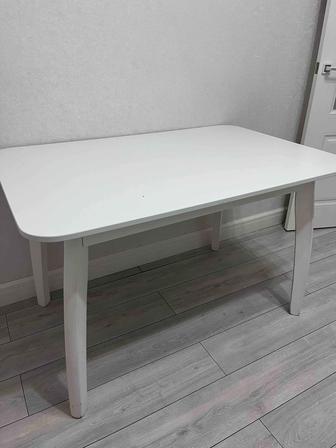 Продам комплект стол и 6 стульев