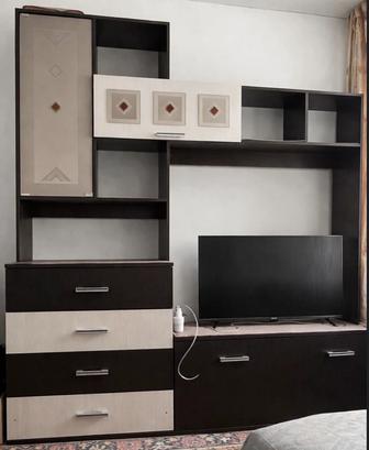 Продаю шкаф для гостиной