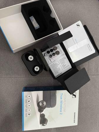 Продам оригинальные наушники Sennheiser Momentum True Wireless 2