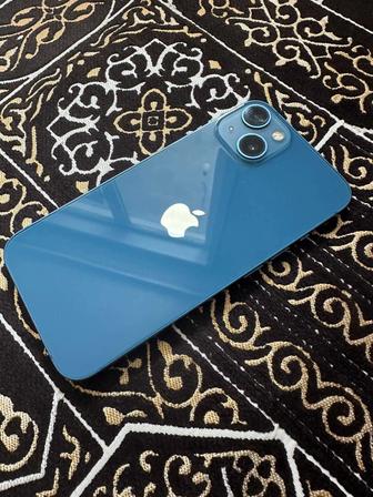 iPhone 13 Blue