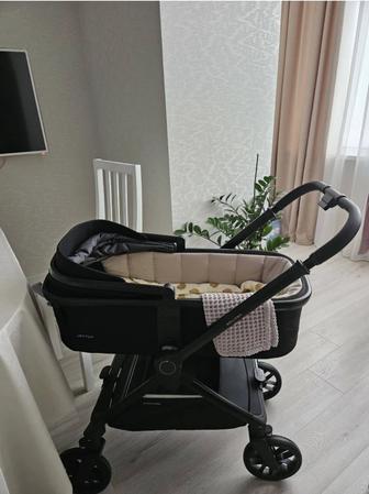 Продам коляску 2 в 1