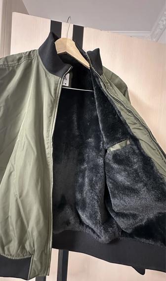 Продам бомбер