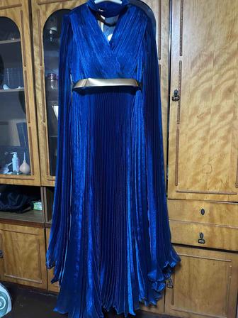 Продам вечерние платья