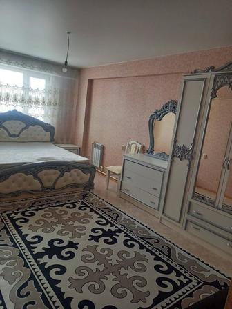 Продам спальный гарнитур