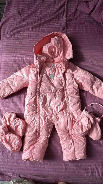 Продам детский комбинезон от известного бренда Chicco.