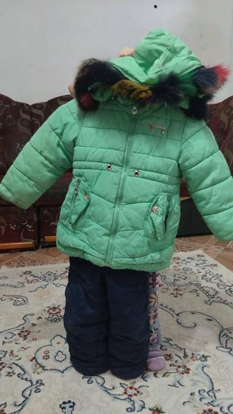 Продам детскую куртку и полукомбинезон 92 р зимний