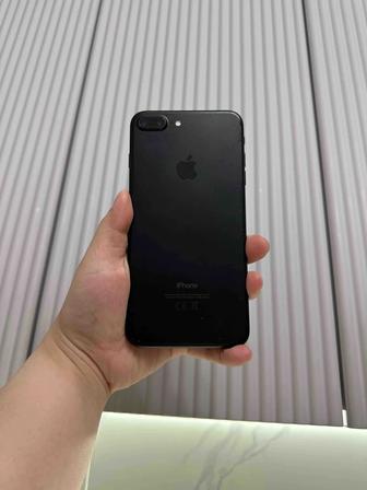 iPhone 7 Plus. В идеальном состоянии.